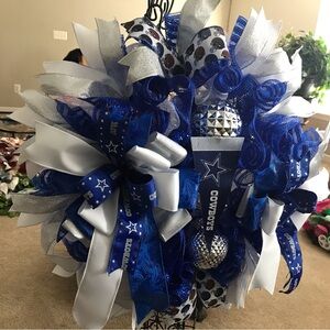 Blue and Silver Dallas Football Wreath
“WREATHS BY INSPIRATION”!